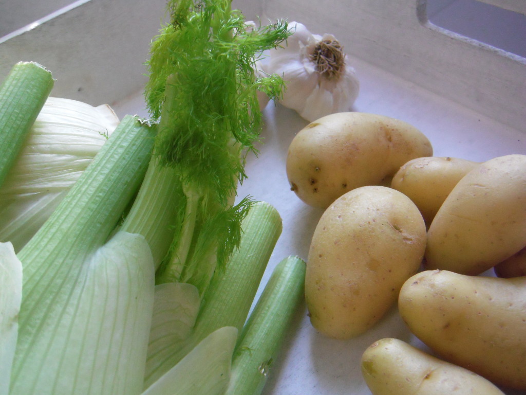 Zutaten für vegane Fenchelsuppe